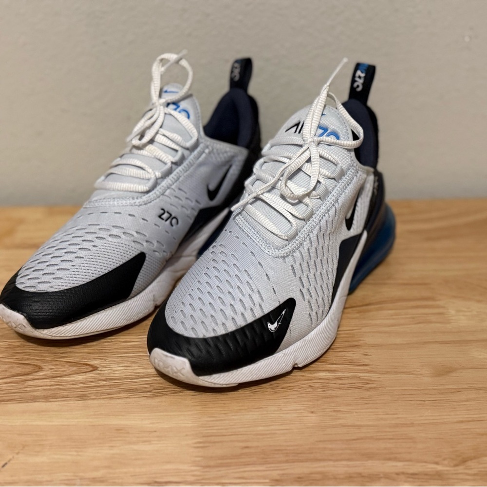 Nike Air Max 270 Gray and Black Sneakers